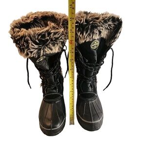 KHOMBU JANDICE TALL DUCK BOOTS BLACK QUILTED NYLON FAUX FUR CUFF LINED~  Size 9